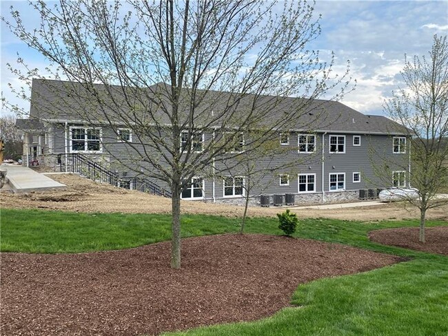 Foto del edificio - 523 Beaver St Ext