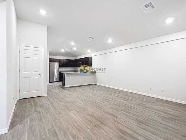 Foto del edificio - 2078 Redmond St