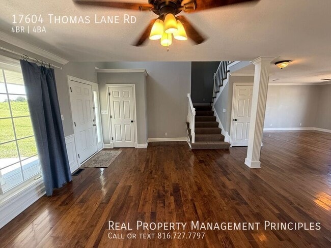 Foto del edificio - 17604 Thomas Lane Rd