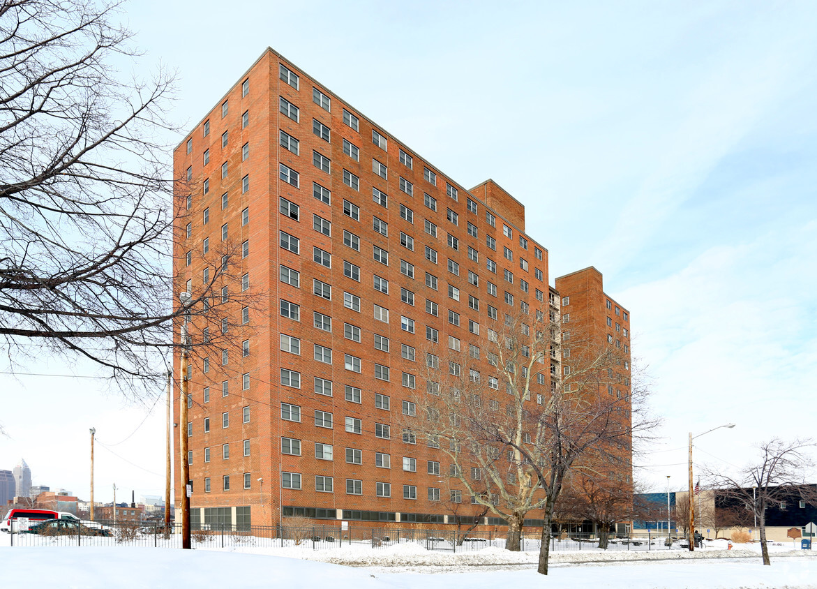 Foto principal - Cedar Extension Hi-Rise