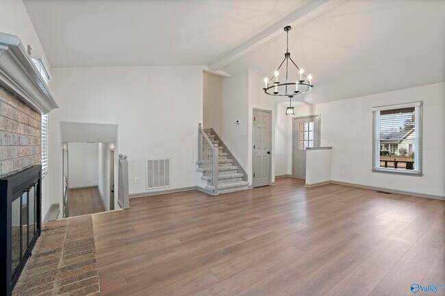 Foto del edificio - 220 Andra St