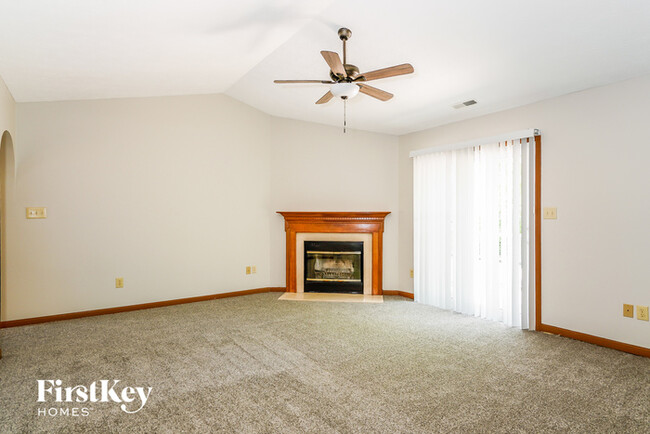 Building Photo - 4878 Oakleigh Pkwy