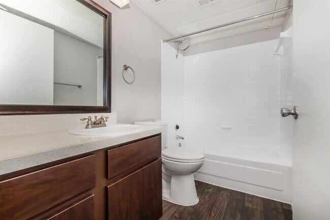 Foto del edificio - 8301 Boat Club Rd
