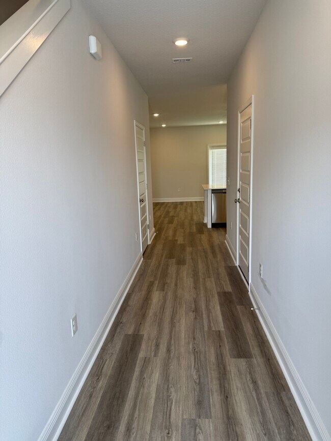 Foto del edificio - 3984 Pendragon Cir