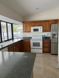 Foto del edificio - 2321 SW Freeman St