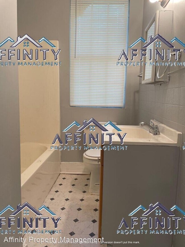 Building Photo - 3 br, 1 bath House - 1046 Burke St