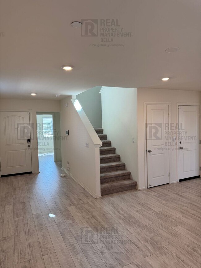 Building Photo - Spacious Corner Lot Home in Desirable Winchester Community – 3 Bed + Office + Large Backyard!