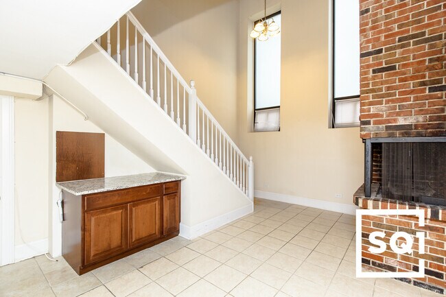 Foto del edificio - 871 W Lill Ave