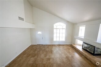 Building Photo - 9762 Silver Lasso St