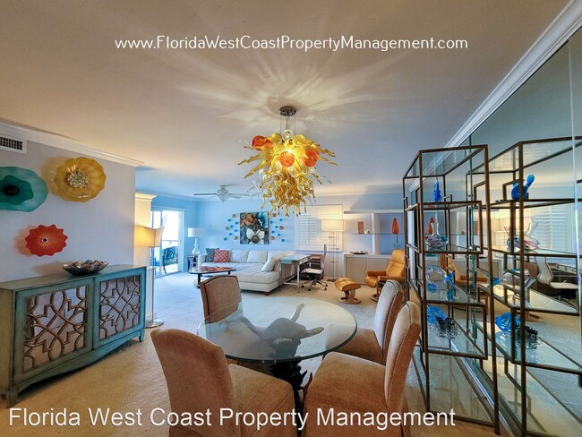 Foto del edificio - 2 br, 2 bath House - 4660 Ocean Blvd  - Ap...