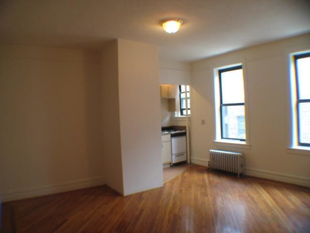 Primary Photo - 43-17 48th St