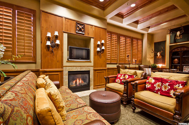 Building Photo - 784 Resort Dr