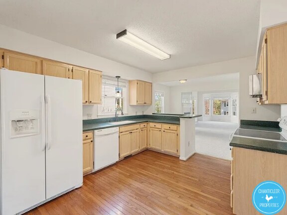 Foto del edificio - 1749 Kingston Heath Way