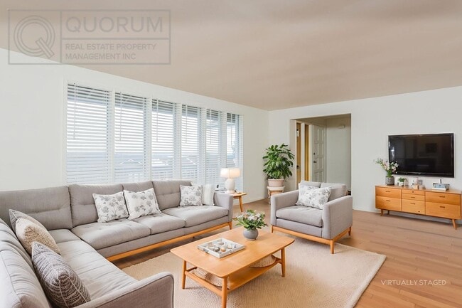 Foto del edificio - Beautiful 4 Bed 2 Bath House