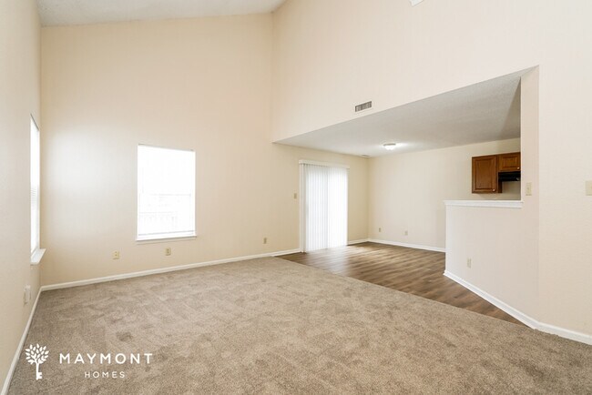 Foto del edificio - 1284 Edgewater Dr