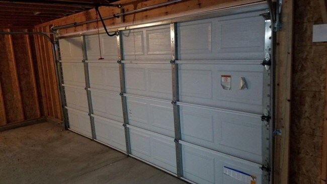 Building Photo - 739 Birch St, Upton, WY 82730
