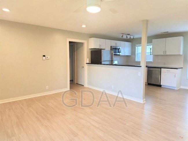 Building Photo - 5308 Overbrook Dr