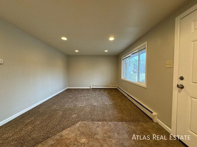 Photo - 2340 King St Apartment