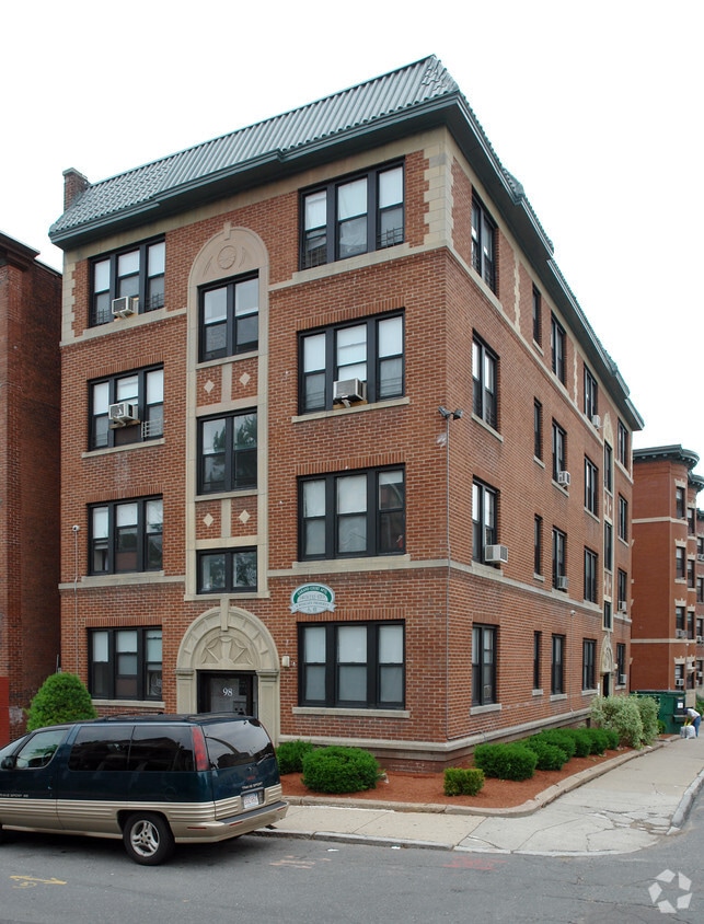 98 High St, Springfield, MA 01105 Apartments in Springfield, MA