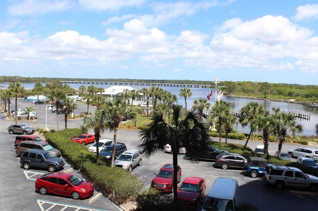 Foto del edificio - 23223 Front Beach Rd