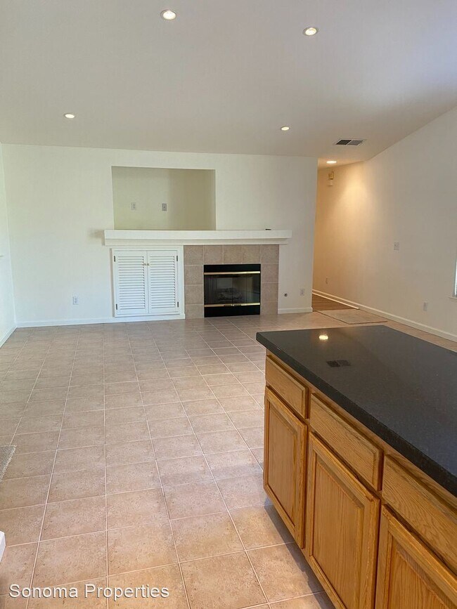 Foto del edificio - 4 br, 2 bath House - 754 East MacArthur St...