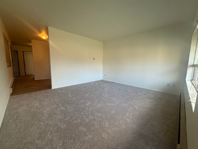 Photo - 948 N Montgomery Ave House