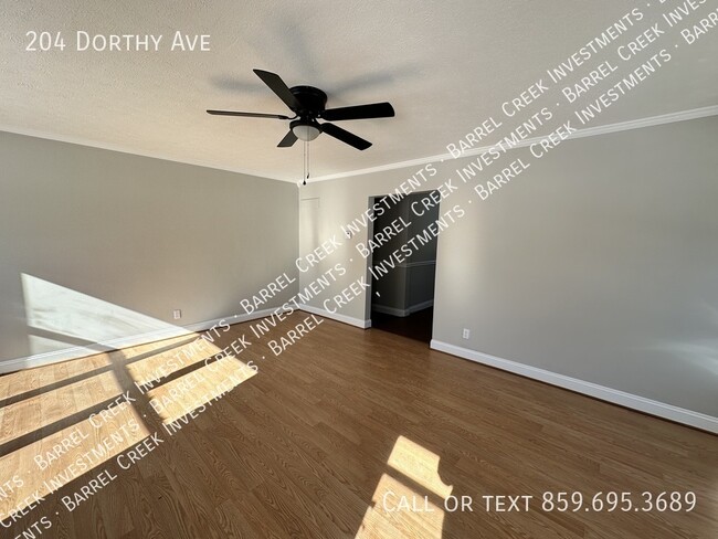 Building Photo - 204 Dorothy Ave