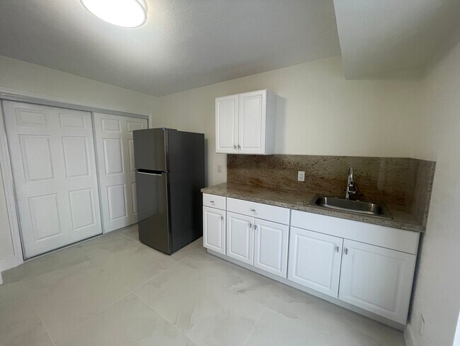 Foto del edificio - 3215 SW 92nd Pl