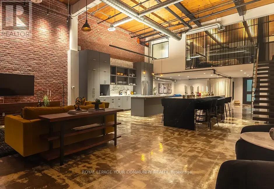 Photo principale - 1159 Dundas St E