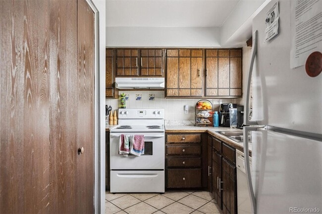 Photo - 2567 Rainbow Dr Townhome