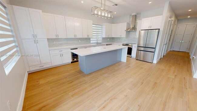 Building Photo - 1027 Snapper Ln