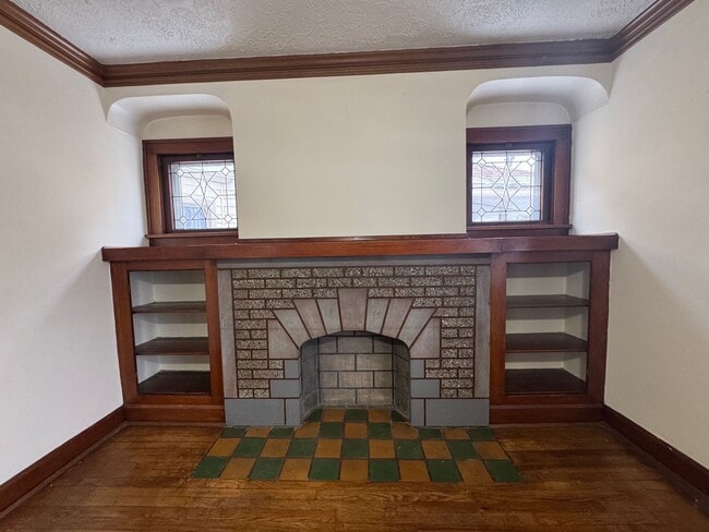 Foto del edificio - 4116 Biddulph Ave