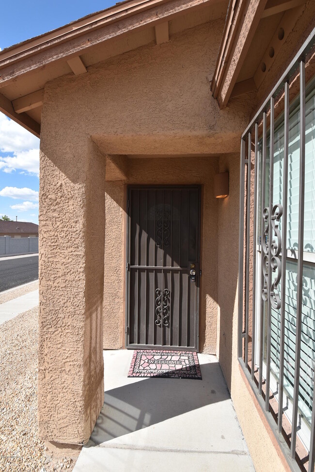 Building Photo - 2851 E Paseo La Tierra Buena
