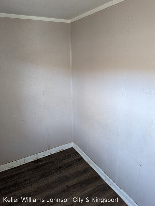 Building Photo - 2 br, 1 bath House - 225 Emmett St