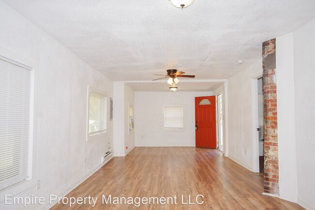 Foto del edificio - 4 br, 2 bath House - 5122 Main Dr