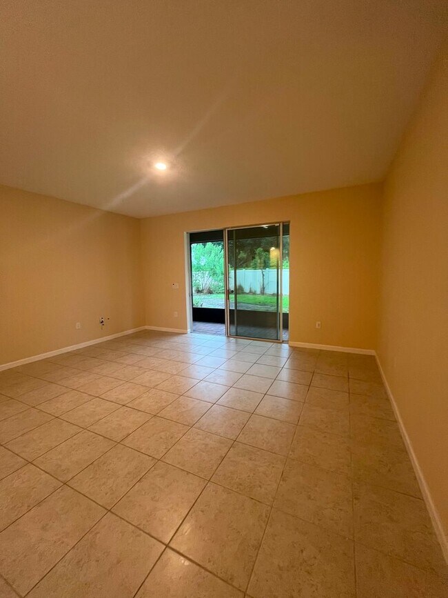 Foto del edificio - Beautiful 3-Bedroom + Flex Room Home for Rent in Sawgrass Plantation