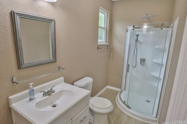 Foto del edificio - 19230 Fm 1937 Unit LOT 4