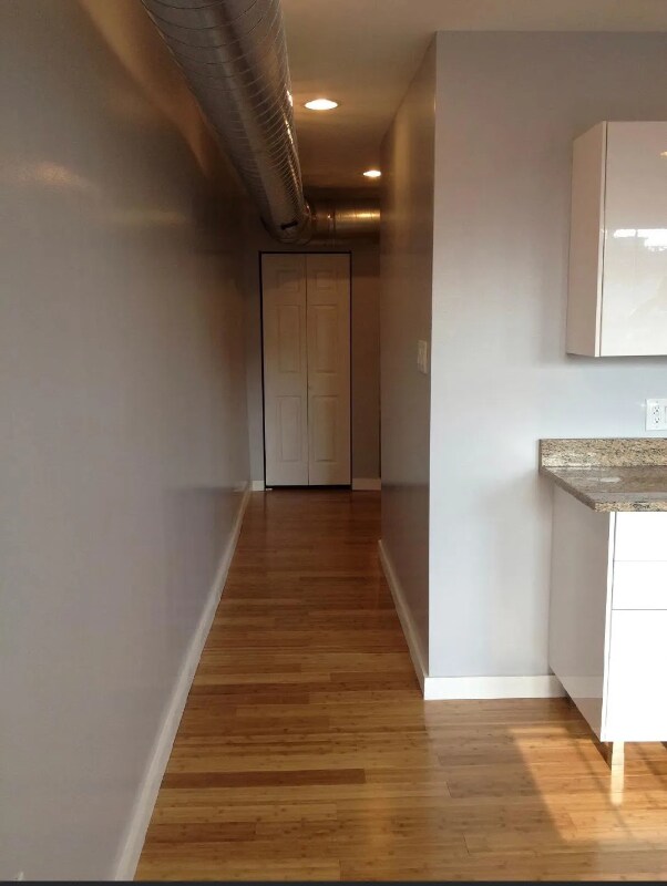 Building Photo - 503 S 52nd St