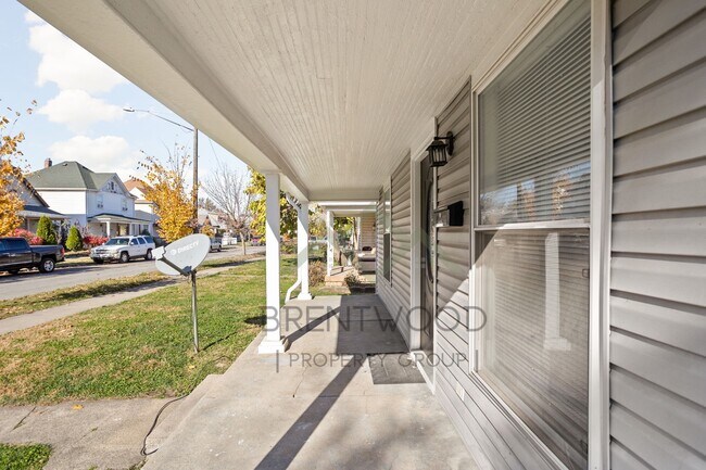 Building Photo - 309 N Belleview Pl