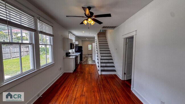 Foto del edificio - Spacious 5bd/2ba Near Camups!