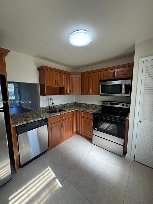 1 bedroom in North Miami Beach FL 33179 - 1 bedroom in North Miami Beach FL 33179 Apartment