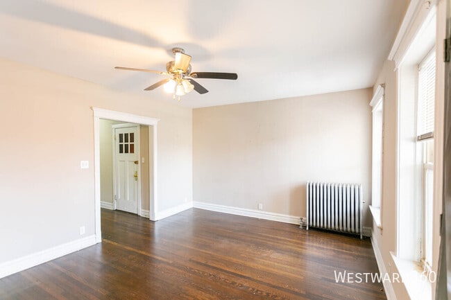 Building Photo - 5419 S Drexel Ave