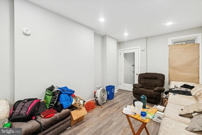 Foto del edificio - 4024 Parkside Ave