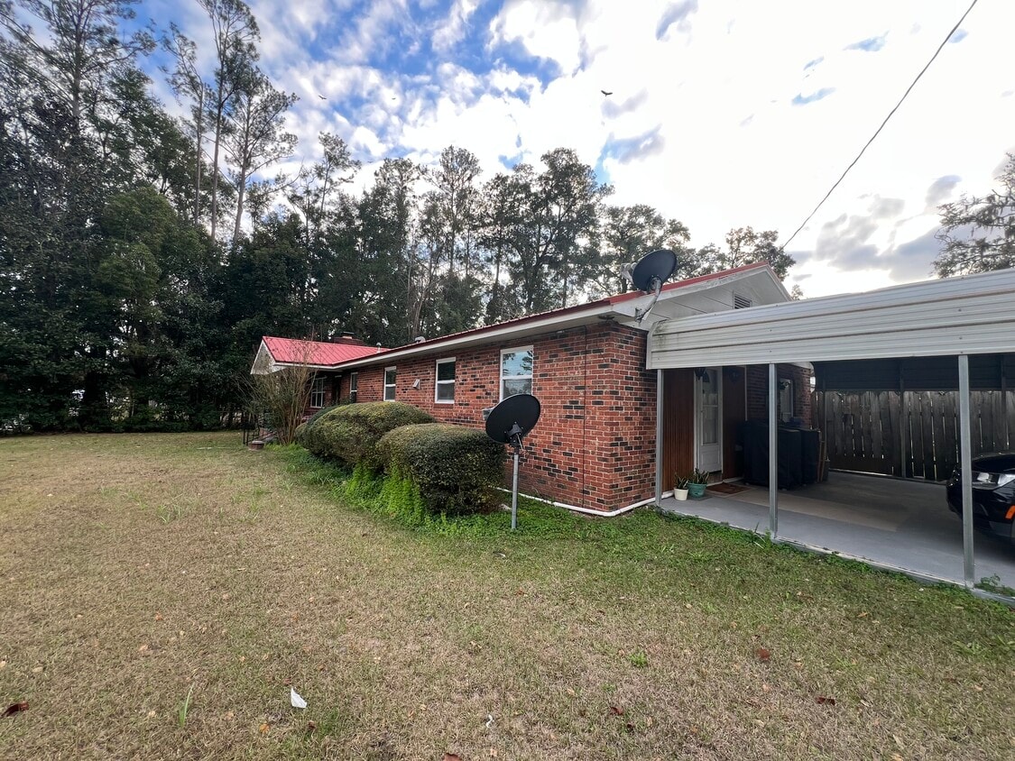 Foto del edificio - 606 N Reynolds St