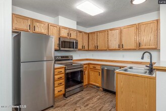 Building Photo - 2830 N 14th St