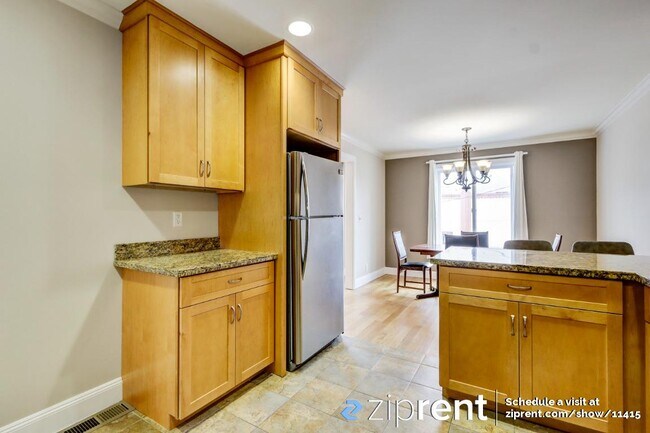 Foto del edificio - 691 42nd Ave