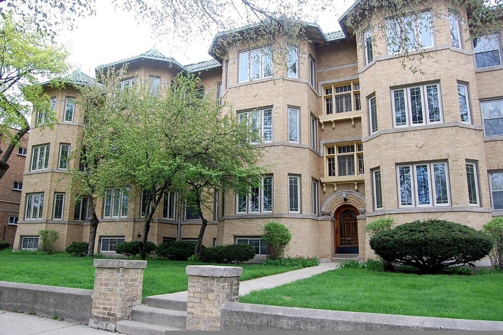Primary Photo - 1700 W Touhy Ave