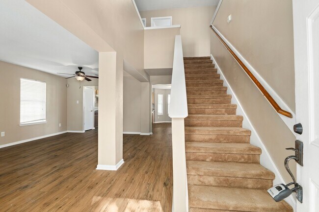 Foto del edificio - 16126 Taloncrest Dr