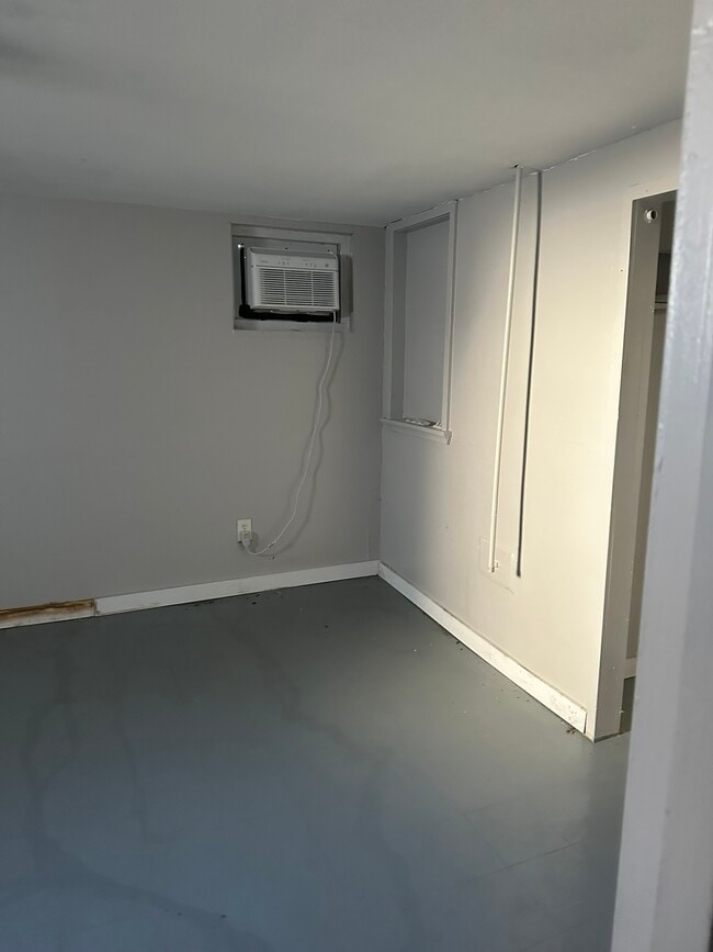 Building Photo - 7007 Paisley Dr