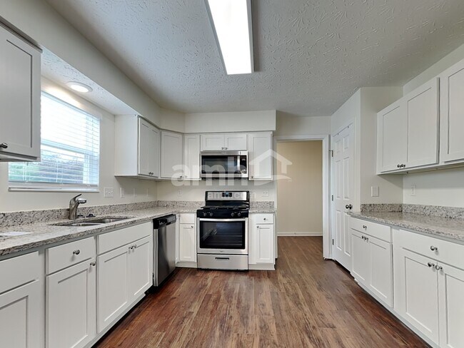 Foto del edificio - 6287 Glenmont Dr